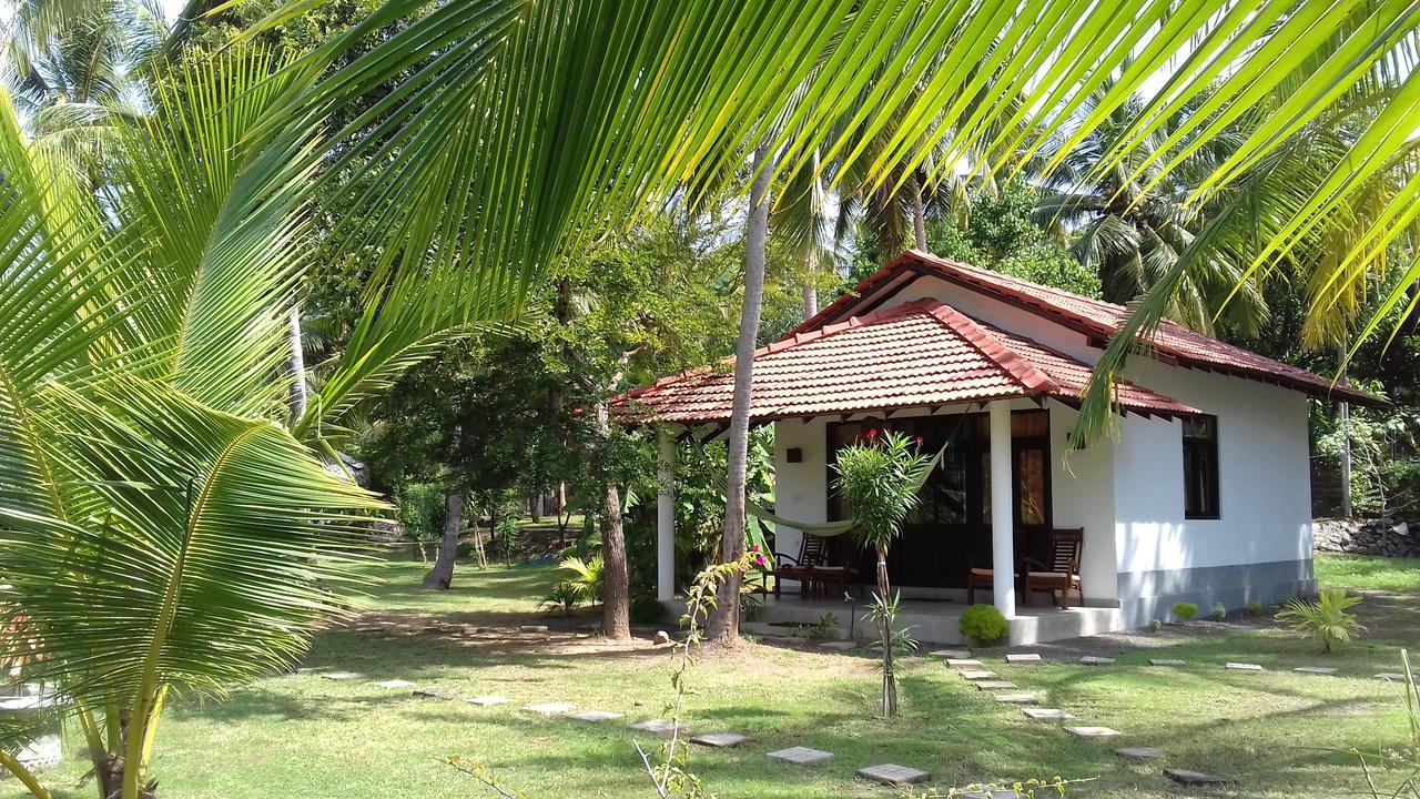 Chillenjoy Cabanas & Restaurant Tangalle Dış mekan fotoğraf