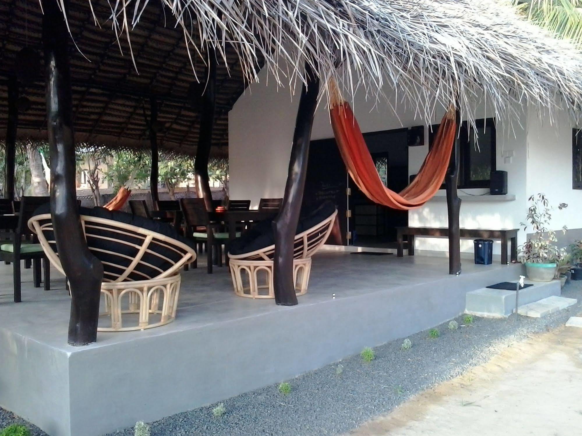 Chillenjoy Cabanas & Restaurant Tangalle Dış mekan fotoğraf