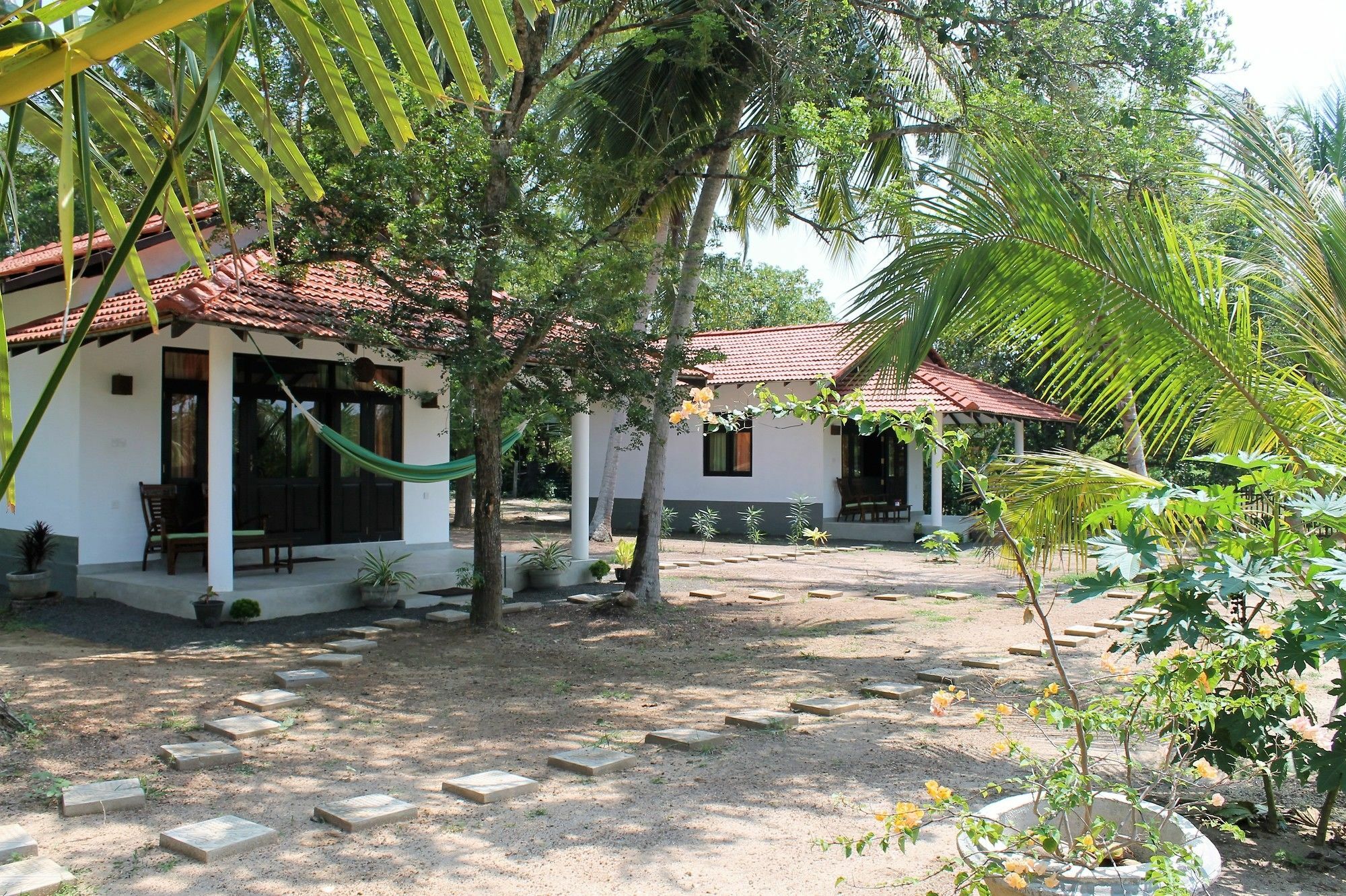 Chillenjoy Cabanas & Restaurant Tangalle Dış mekan fotoğraf